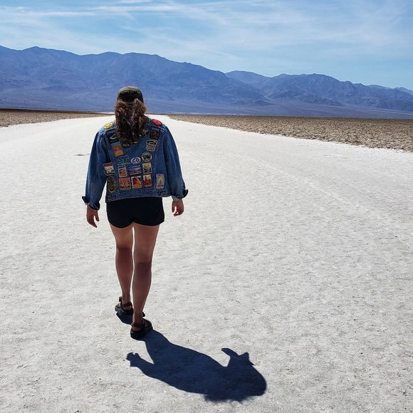 Meet your Posher, Julianna - Picture 2 of 9